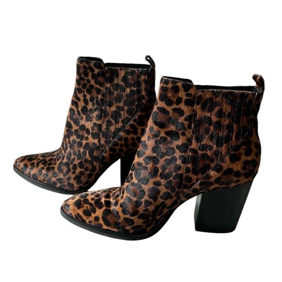 Marc Fisher Women’s Size 7.5M Animal Print‎ Cow Fur Alva Booties - Picture 3 of 8